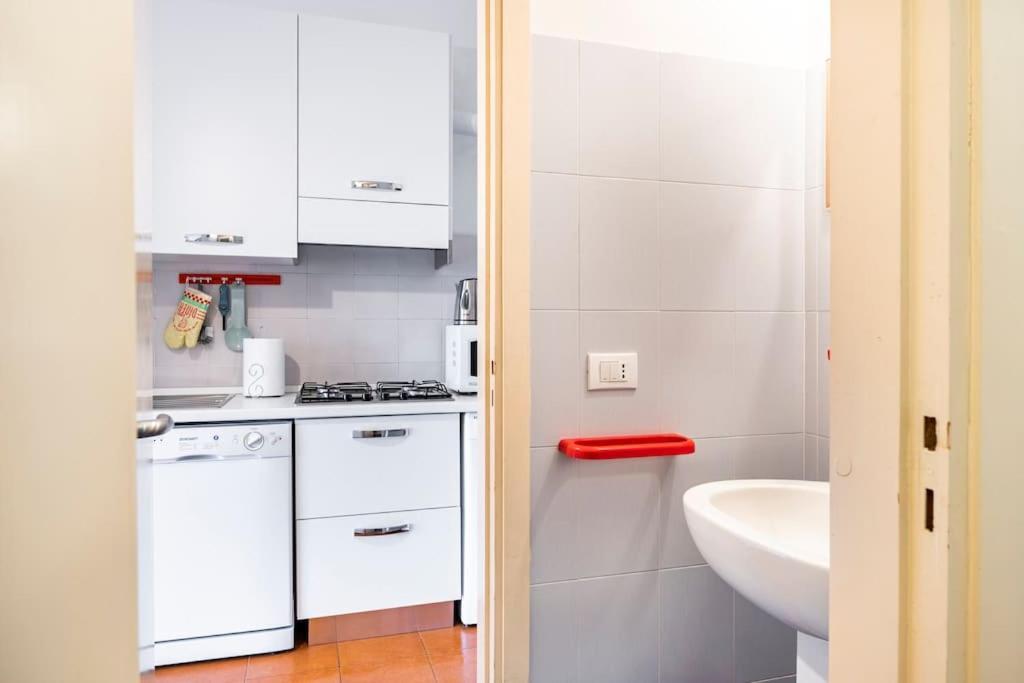 Casa Manu Finale Ligure Apartment ภายนอก รูปภาพ
