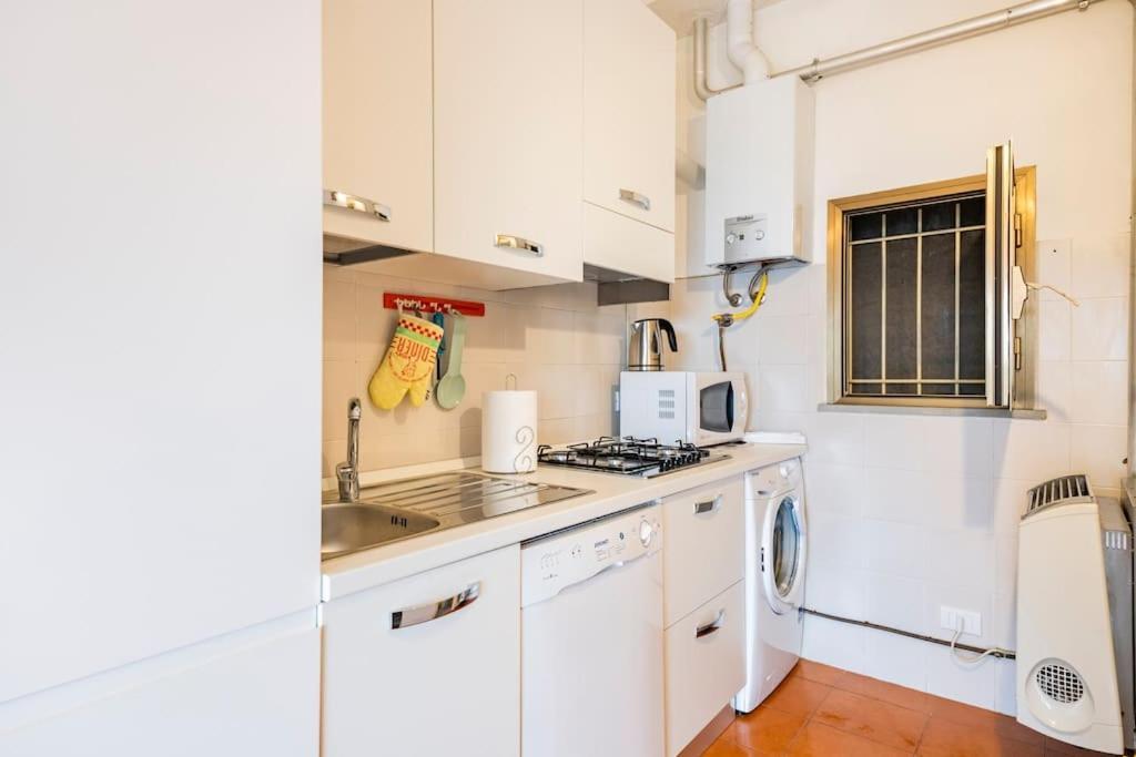 Casa Manu Finale Ligure Apartment ภายนอก รูปภาพ