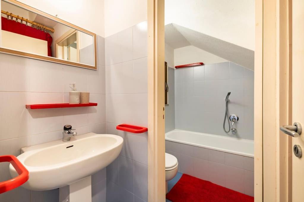 Casa Manu Finale Ligure Apartment ภายนอก รูปภาพ